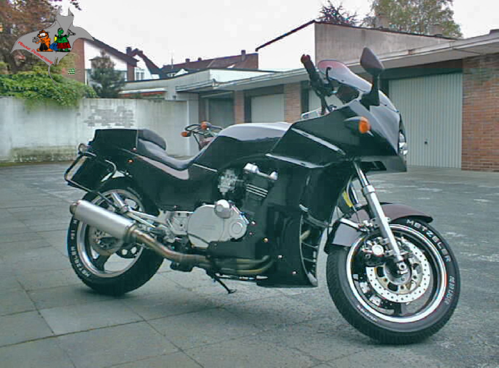 GPZ900R